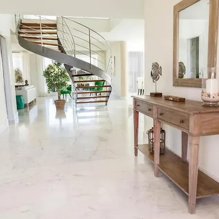 Sleeps 10 With Pool Air Con And Wifi Villa Binissafuller