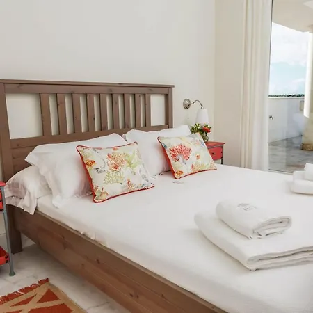 Sleeps 10 With Pool Air Con And Wifi *